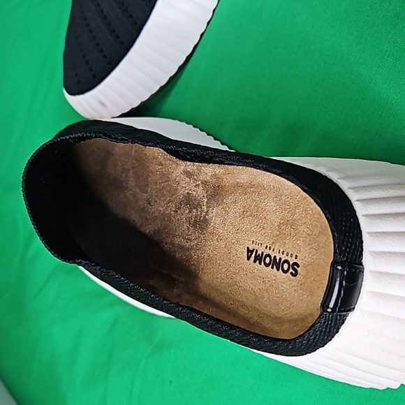 SONOMA Simangi Black slip on Comfort knit 2.5 inch lift memory foam shoes - Picture 5 of 14